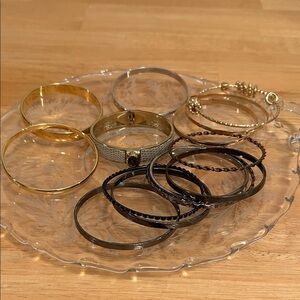 Costume Jewelry Lot 14 Bracelets Bangles Gold Silver Dark Tones 1 Signed Monet